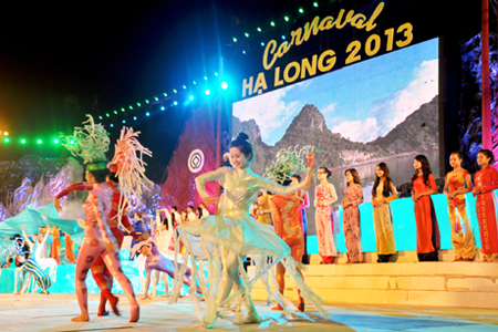 Diverse activities mark 50th anniversary of Quang Ninh province