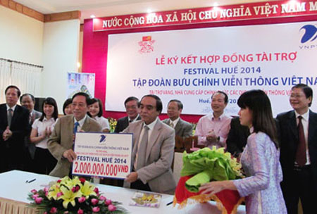 VNPT to be Gold Sponsor of Hue Festival 2014