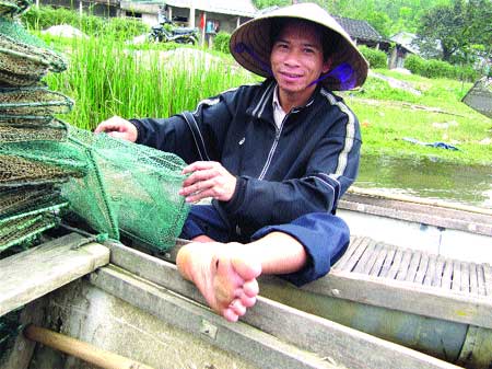 Tourism comes to quiet fishing village 