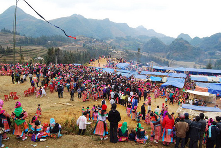cao son market 2