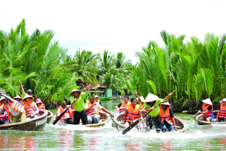 Ecotourism catches on in fishing village