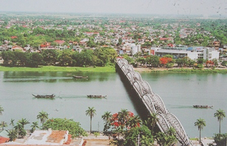 Images of the devastation of Hue royal citadel