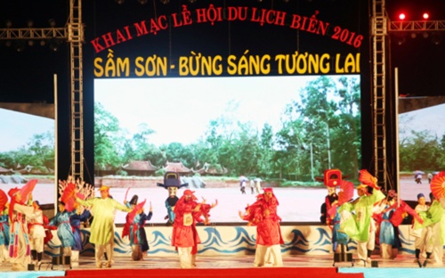 Thanh Hoa vibrant with marine tourism festival