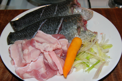 Caramelized Tilapia Fish with Pork Belly in Fish Sauce 