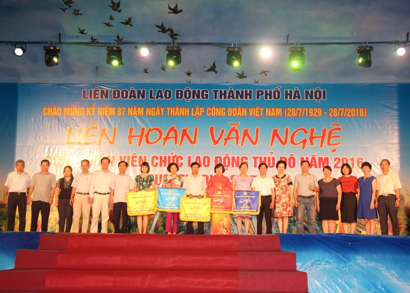 Liên hoan văn nghệ CNVCLĐ năm 2016 - Cụm thi đua số 7