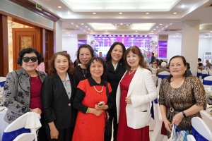 Tổng công ty Du lịch Hà Nội tổ chức họp mặt cán bộ hưu trí nhân dịp sát Tết Bính Ngọ