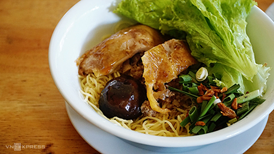 5 variations for noodles lovers in Saigon - 4