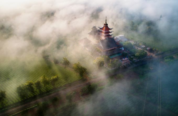 Gia Lai smothered in fog at dawn - 4